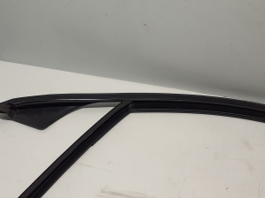 Mercedes Benz GLC-Class 253 (2015–2019) Esiukse tihenduskumm A2537259500 - 3