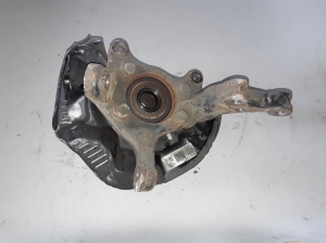TOYOTA Auris E18 (2012–2018) Front wheel hub and its parts 4321105090 - 2