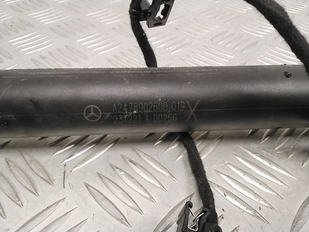 MERCEDES-BENZ GLB AMG X247 (2019-2023) Right Side Tailgate Gas Strut A2478902600 25577444