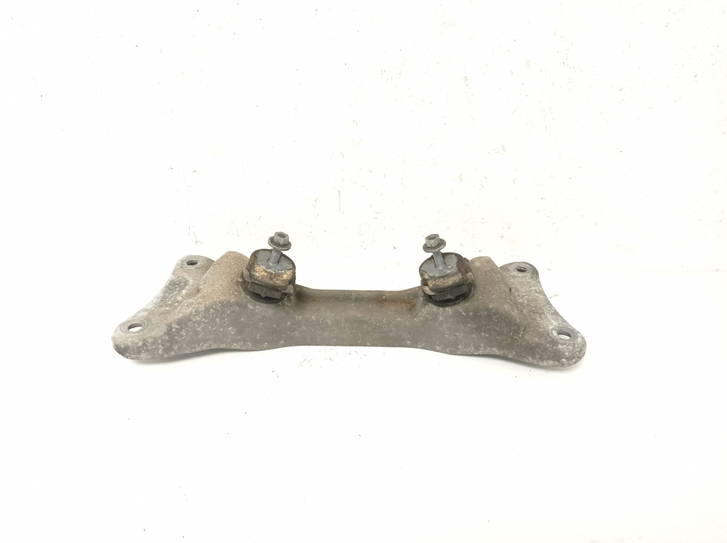 BMW 3 Series F30/F31 (2011-2020) Gearbox Mount Bracket 6796607, 22316796607 25581227