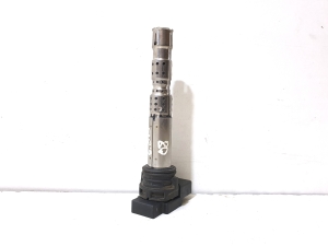 AUDI A8 D3 (2002–2010) Ignition coil 07C905115J - 2