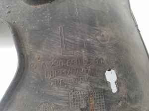  Rear part of the front fender 