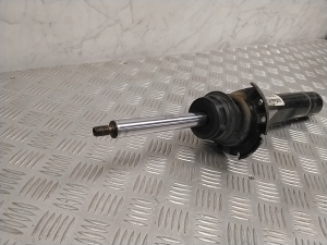 BMW X1 F48 (2015–2022) Front shock absorber 6896732 - 4