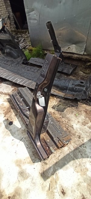 Mercedes Benz Vito 447 (2014–2026) Center pillar A4476308600 - 3