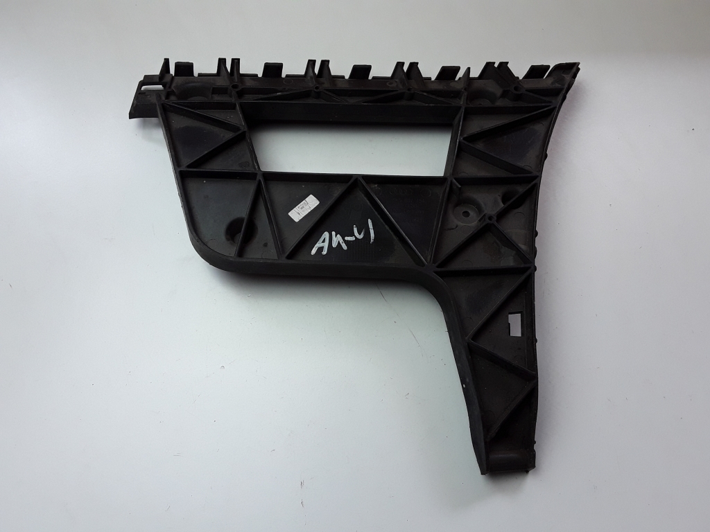 AUDI A4 B8/8K (2011-2016) Aizmugurējā labā bampera stiprinājums 8K5807454 27557888