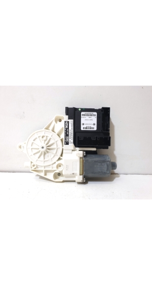 AUDI A3 8P (2003–2012) Front door window regulator motor 8P0959 802H  S006060014C - 2