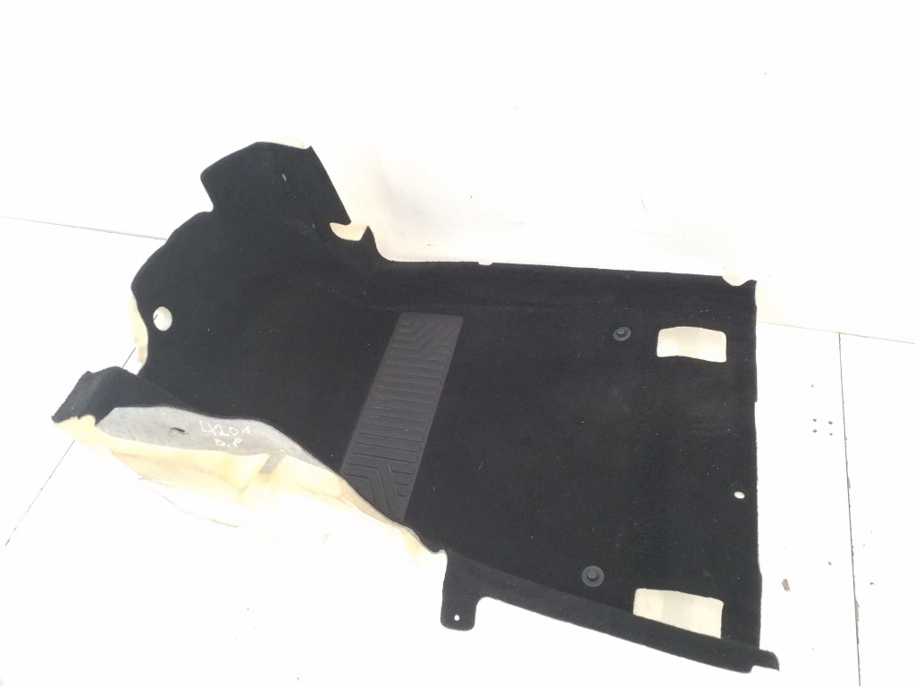 Mercedes Benz CLA-Class W118 (2019–2026) Salongi põrandavaip A1776801800 Mercedes Benz CLA-Class W118 (2019–2026) Salongi põrandavaip A1776801800