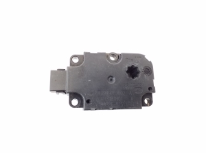   Stellmotor Heizungsklappe  - A0999063502 