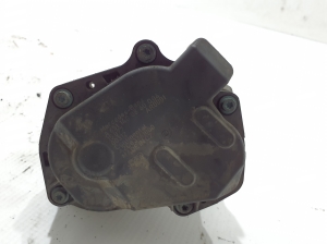  EGR valve 