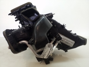 Mercedes Benz ML-Class 164 (2005–2011) Heater and its parts A2518340161 - 3