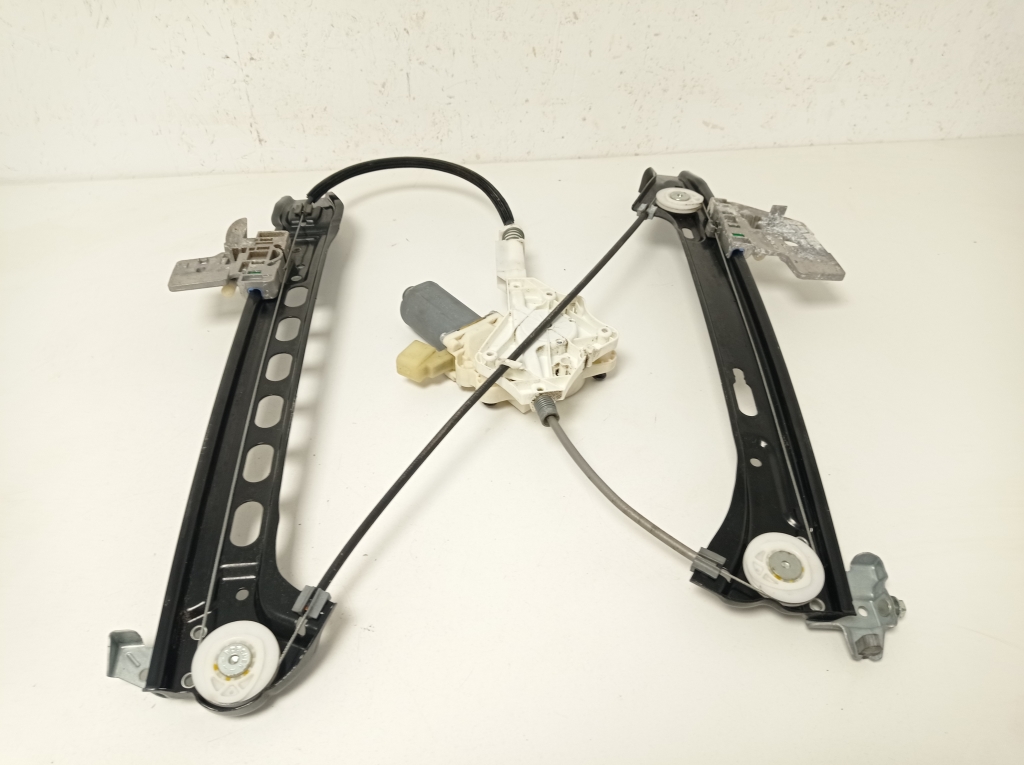 MERCEDES-BENZ CLS-Class C219 (2004-2010) Rear Left Door Window Regulator A2197300746, A2198200542 25591231