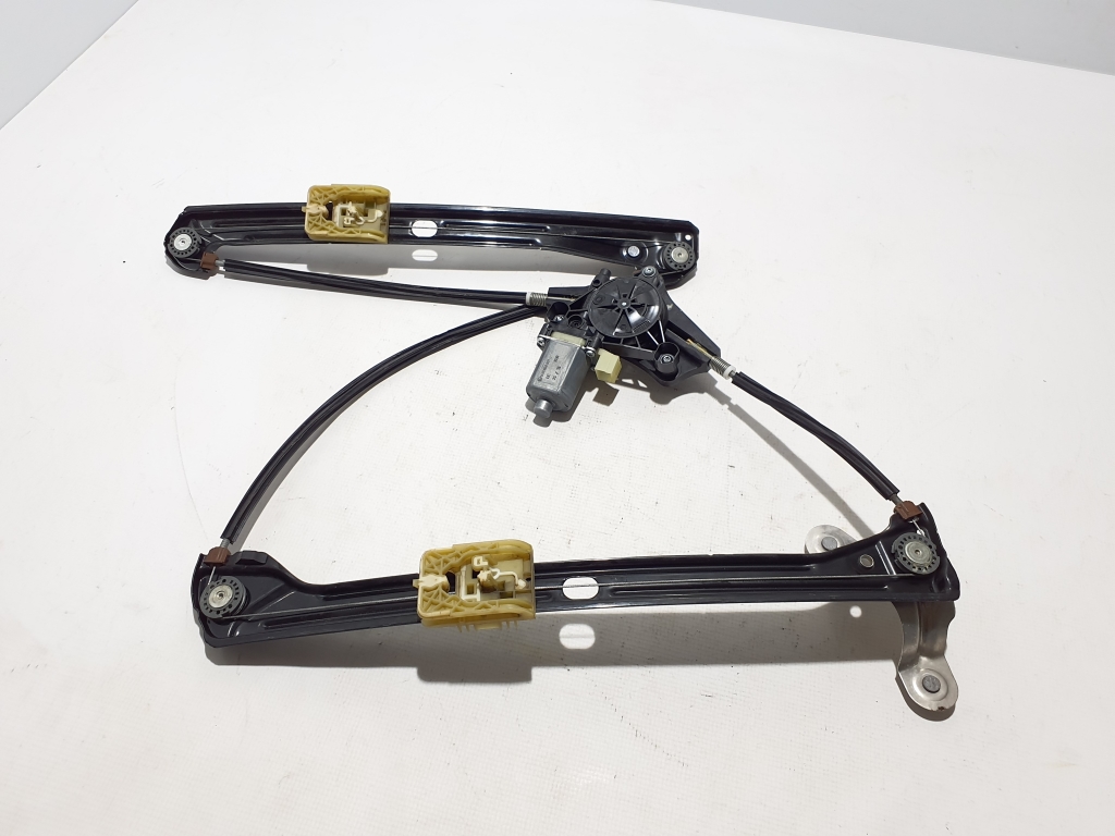 VOLKSWAGEN Golf 7 generation (2012-2024) Regulator de geam ușă stânga față 5G4837461H 25770100