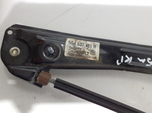 Volkswagen Golf VII (2012–2026) Front door window regulator 5G4837461H - 3