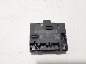   Front door control unit  - 5Q0959592E 