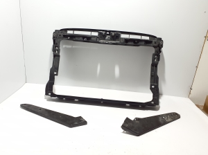   Front frame and its details (TV) 