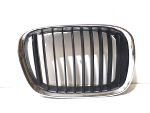 BMW 5 SERIES E39 (1995–2004) Hood grille 8159312  81593140 - 2