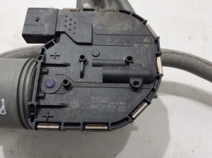 Volkswagen Passat B8 (2014–2023) Windshield wiper mechanism 3G1955023C - 2