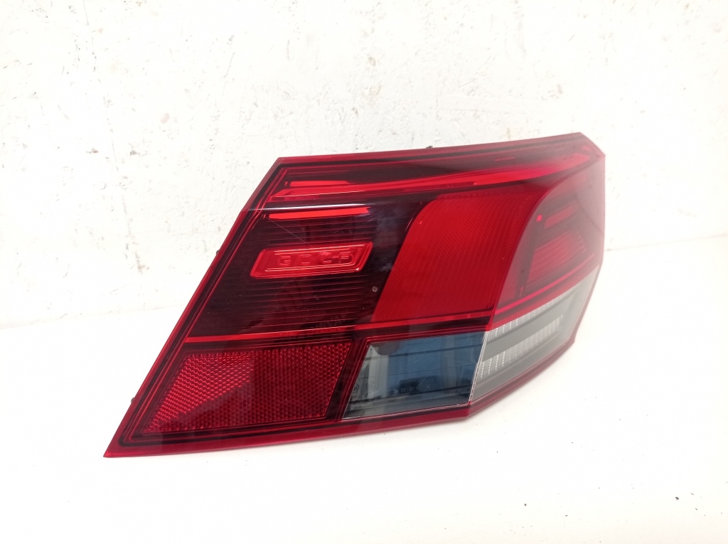 VOLKSWAGEN Golf 7 generation (2012-2024) Rear Left Taillight 5H0945095C 25609987