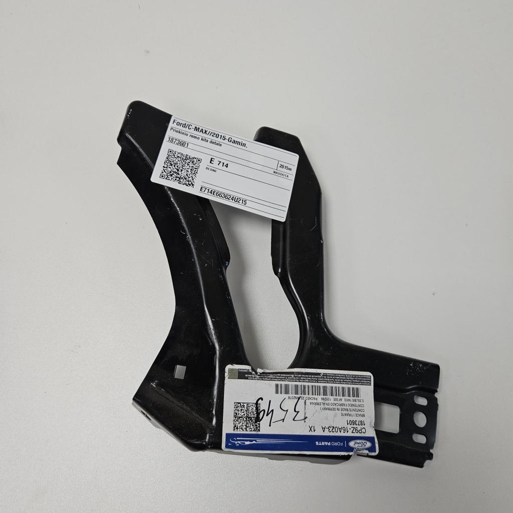 Ford C-MAX (2010–2026) Weitere Details des Frontrahmens 1873601 Ford C-MAX (2010–2026) Weitere Details des Frontrahmens 1873601