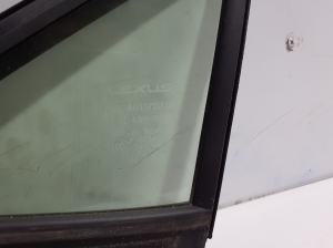 LEXUS NX H20 (2021–2026) Priekšējo durvju trīsstūra stikls 6812678070 - 3