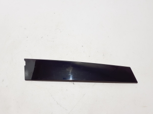   Front door outer window molding  - 7575678020 