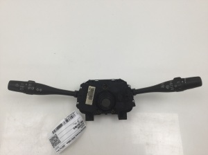 Slēdzis un tā detaļas - 54354608