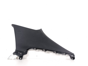   Interior trim of the rear strut  - 62470-47120 