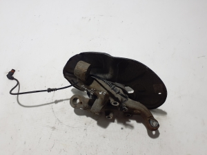 Mercedes Benz E-Class W212 (2009–2015) Radnabe Vorderrad A2123322401 - 3