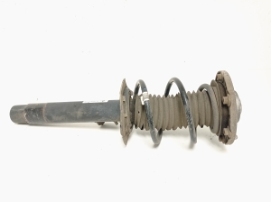 BMW 1 SERIES F20 (2010–2026) Front shock absorber 6873765 - 2