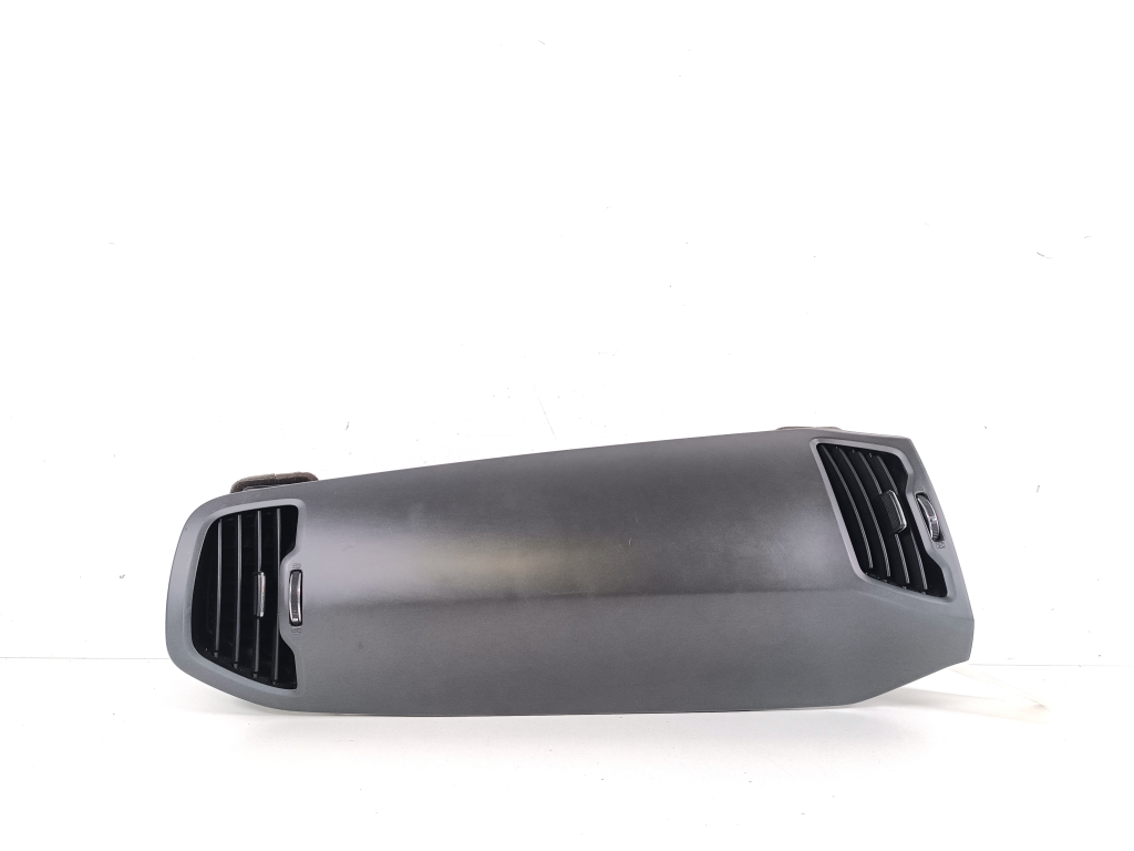 Kia Sportage (2010–2016) Dashboard air vent grilles 84795-3U900