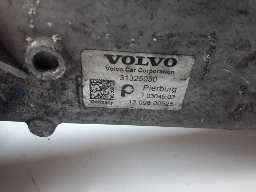 VOLVO V70 3 generation (2007-2020) EGR-ventil 31325030 25764239