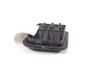 Kia Sportage (2010–2016) Rear fender vent grille 9751017000 - 4