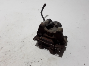 Volkswagen Passat B8 (2014–2023) Tagumine pidurisadul 3Q0615423 - 3