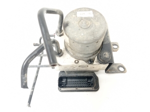 Kia Sportage (2010–2016) ABS unit 589203U940 - 3