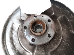 VOLVO S60 III (2018–2026) Rear wheel hub - 2