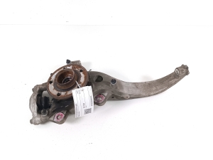 Front wheel hub