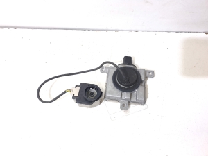 Xenon headlight control unit - D4SD4R2000H