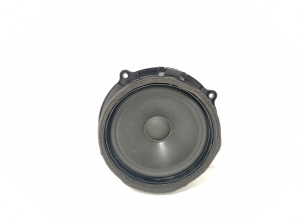   Rear side door speaker  - XQM500290 