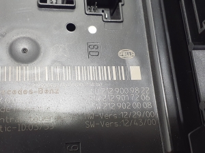 Mercedes Benz E-Class W212 (2009–2015) Kaitsmekarp pakiruumis A2129009822 - 2
