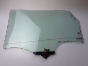  Glass rear side door 