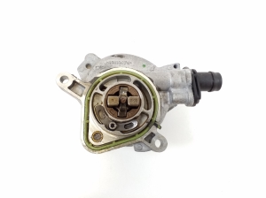 Mercedes Benz CLA-Class W118 (2019–2026) Vaakumpump A2820900005 - 2