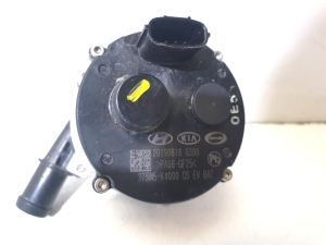 Hyundai Kona (2017–2023) Auxiliary water pump 375W5K4000 - 2