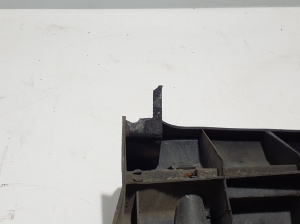  Front bumper bracket 