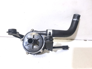Auxiliary water pump - 369100E650