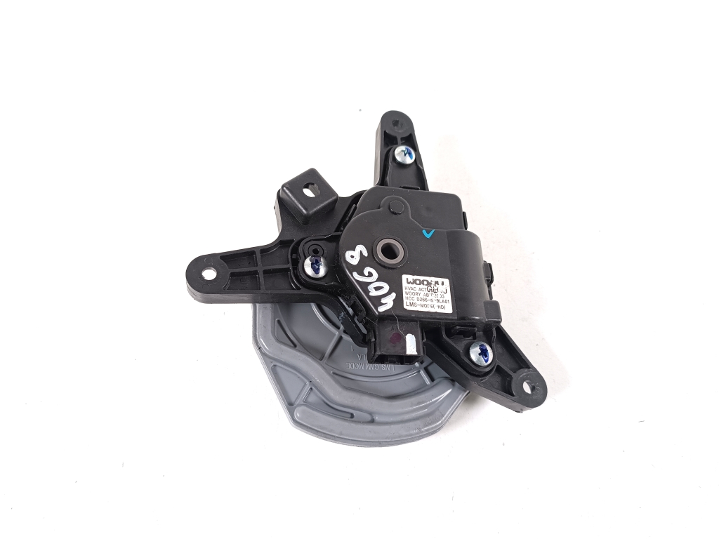Kia Sportage (2010–2016) Salongi soojenduse klapi mootor 971542Y500
