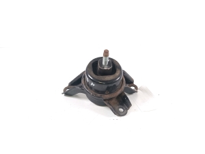 Kia Sportage (2010–2016) Engine mount 218102S000 - 2