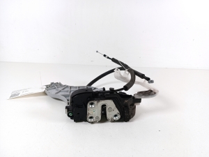 Kia Sportage (2010–2016) Rear side door lock 814103U010 - 3