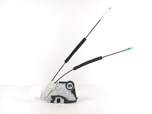 TOYOTA PRIUS Prime (2016–2022) Front door lock 69030-47110 - 3