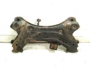 Kia Sportage (2010–2016) Front subframe 624012Y300 - 2