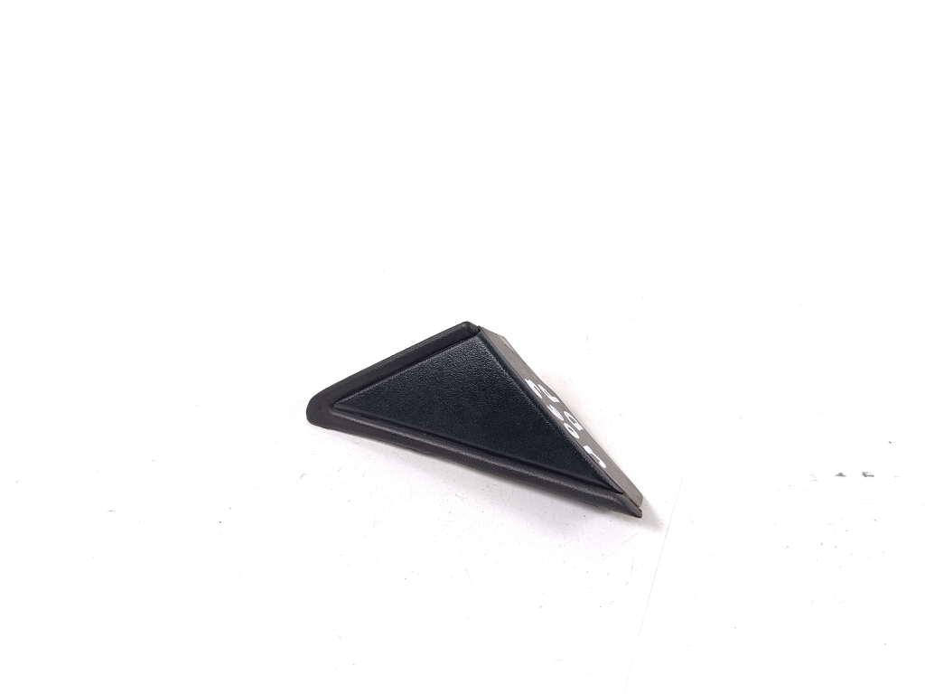 Kia Sportage (2010–2016) Mirror triangle trim Kia Sportage (2010–2016) Mirror triangle trim